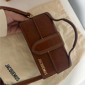 Jacquemus Le Bambino